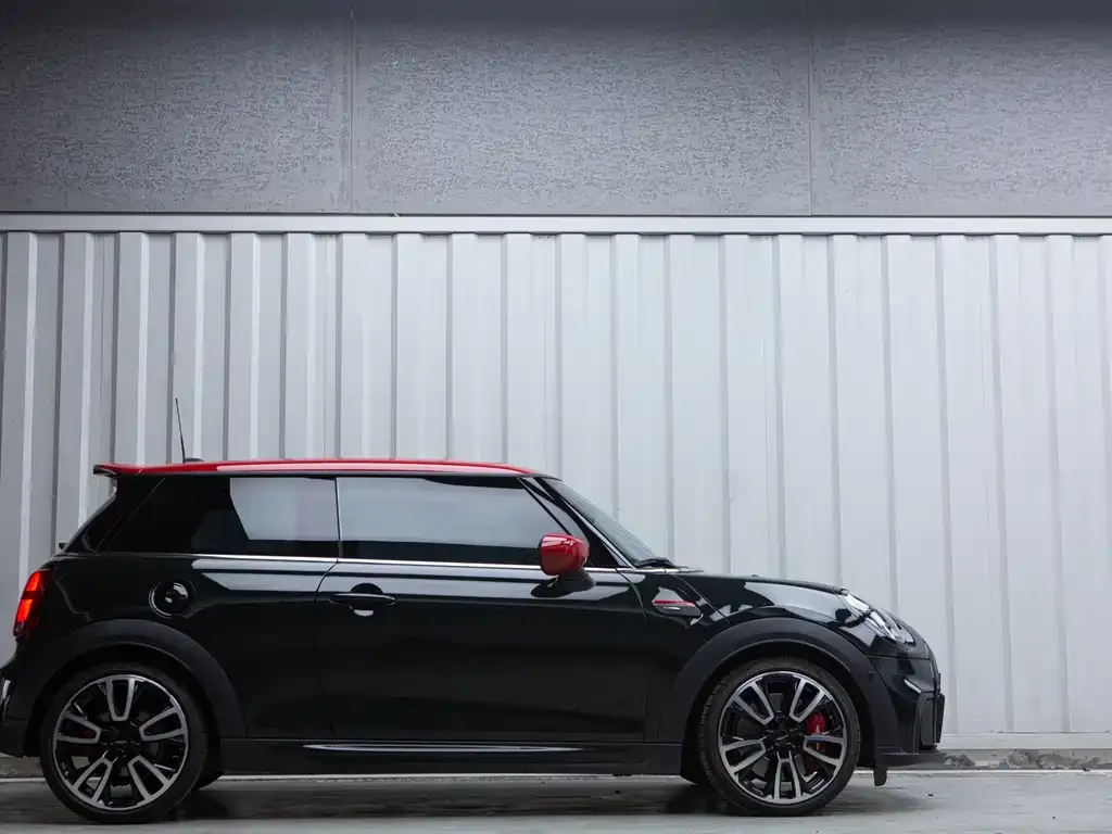 MINI JCW (John Cooper Works) — фото 6