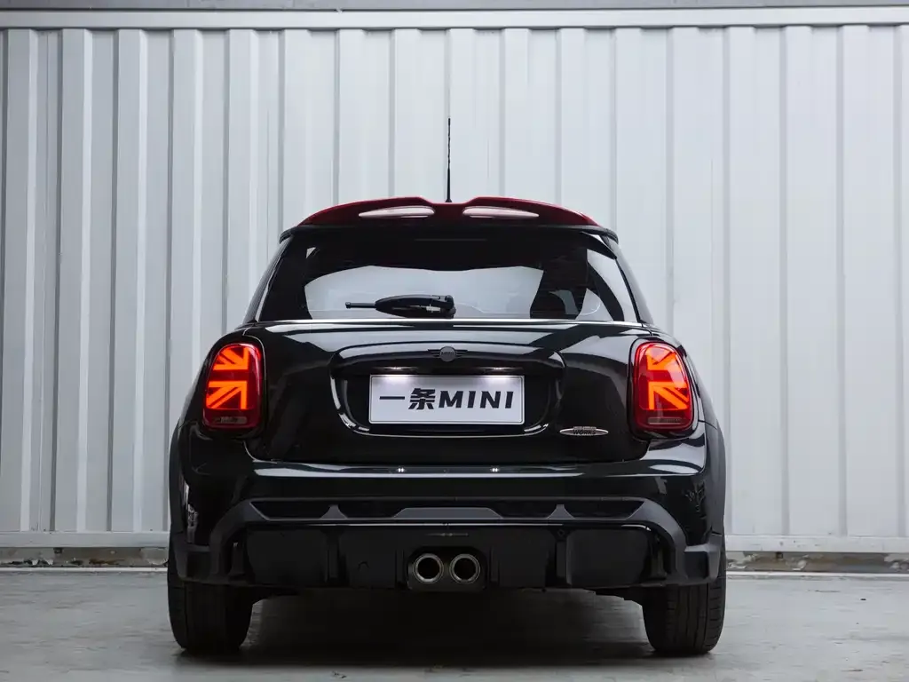 MINI JCW (John Cooper Works) — фото 2