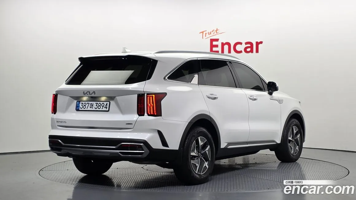 Kia Sorento — фото 5