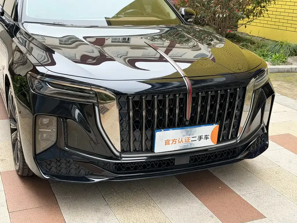 Hongqi H9 — фото 2