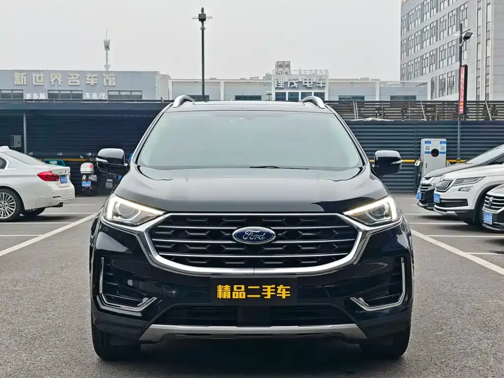 Ford Edge — фото 9