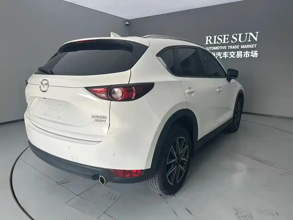 Mazda CX-5 — фото 7