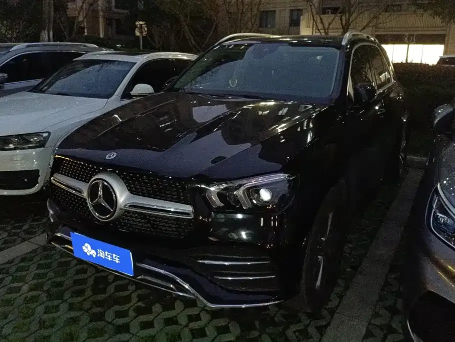 Mercedes-Benz GLE — фото 1