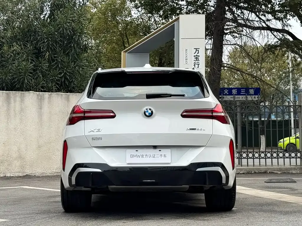 BMW X3 — фото 10