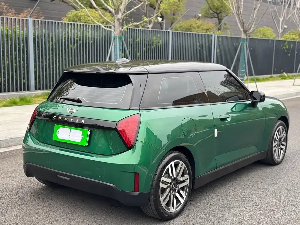 MINI Cooper EV — фото 10