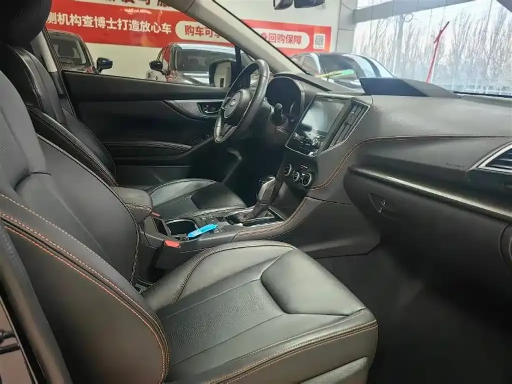 Subaru XV — фото 10