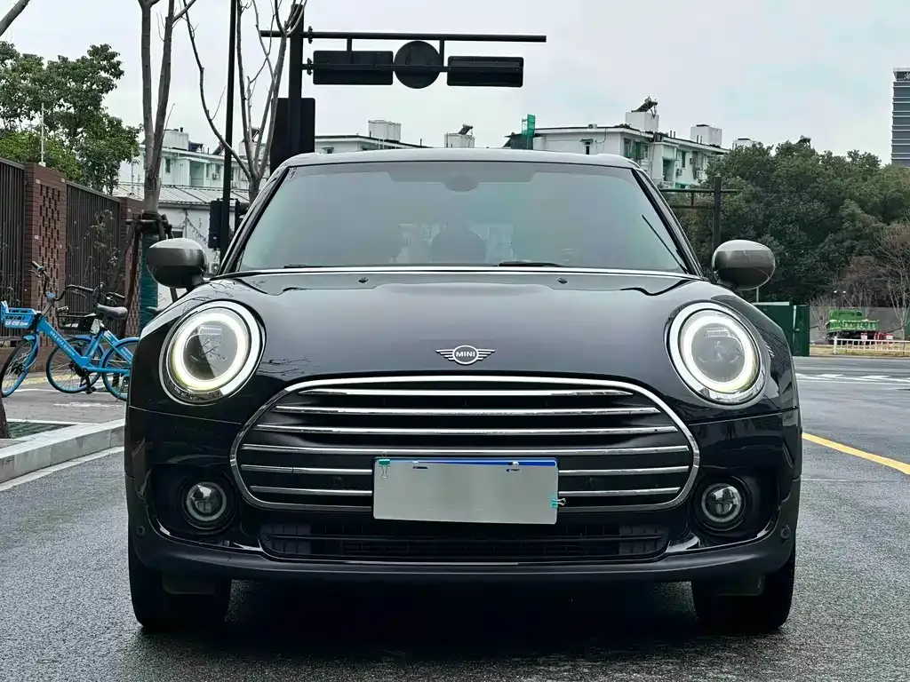 MINI Clubman — фото 4