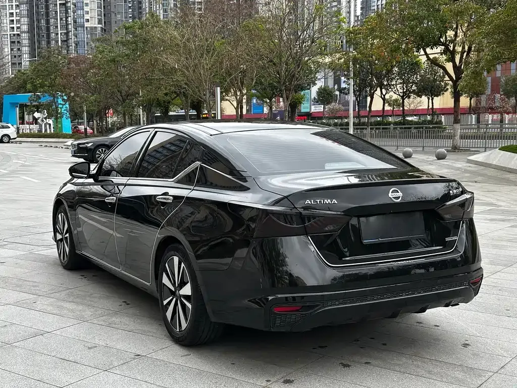 Nissan Teana — фото 6