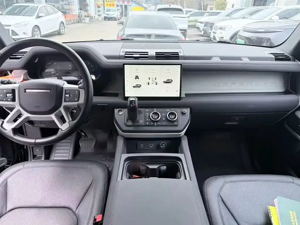 Land Rover Defender — фото 4
