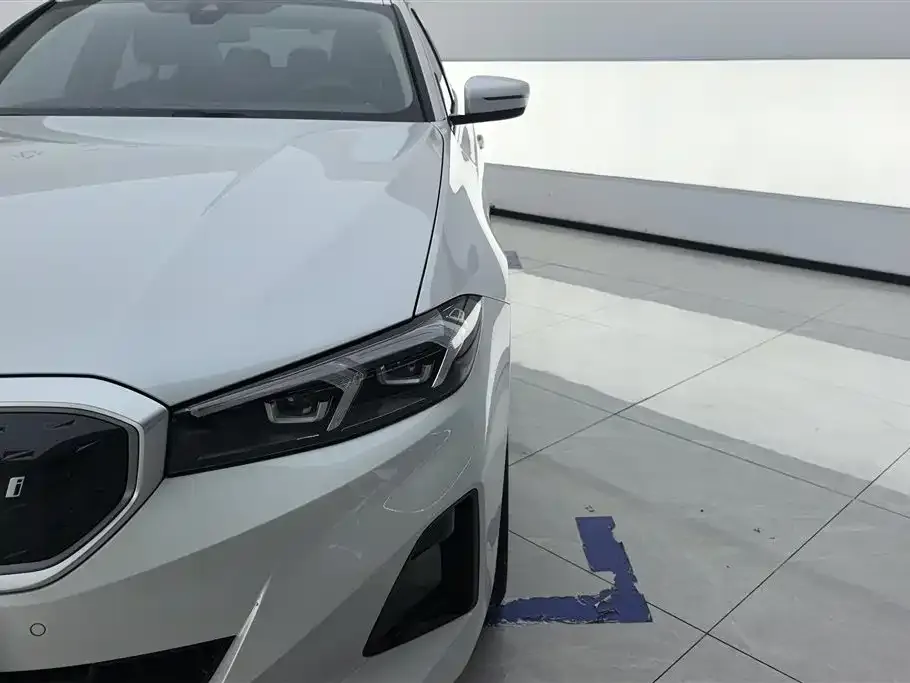 BMW i3 — фото 2