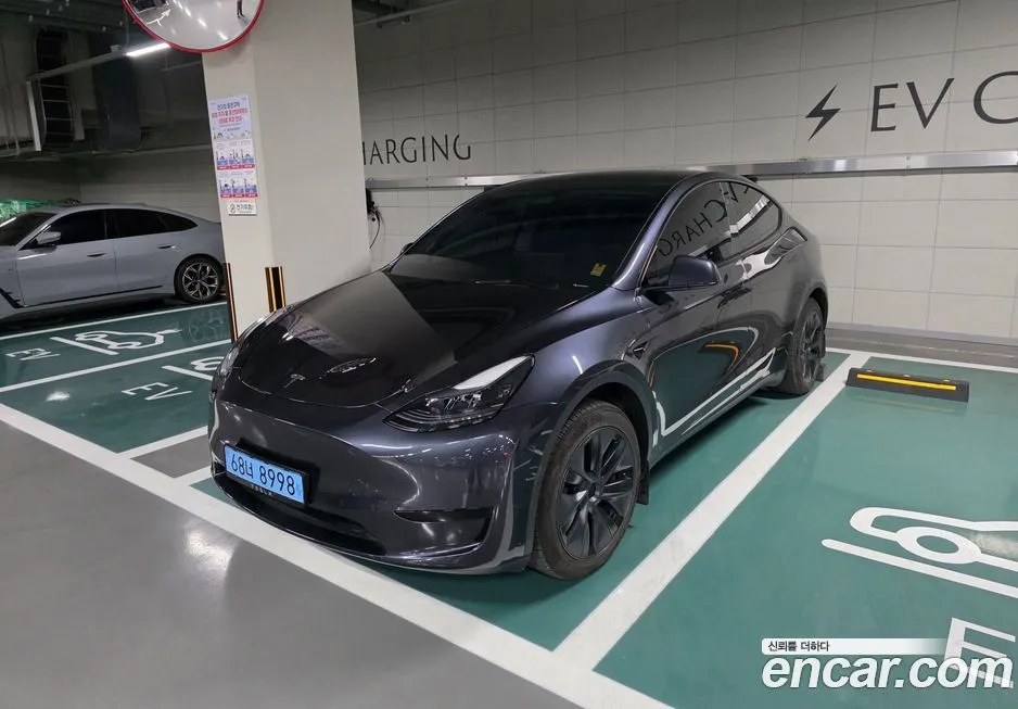 Tesla Model Y — фото 3