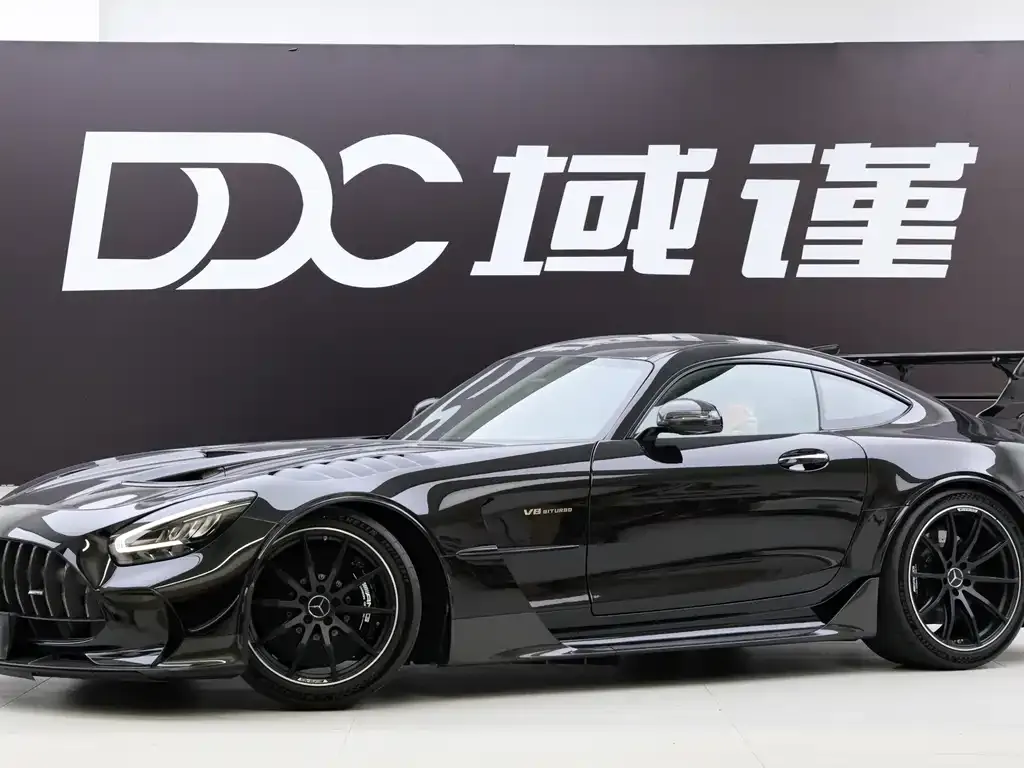 Mercedes-Benz AMG GT — фото 1