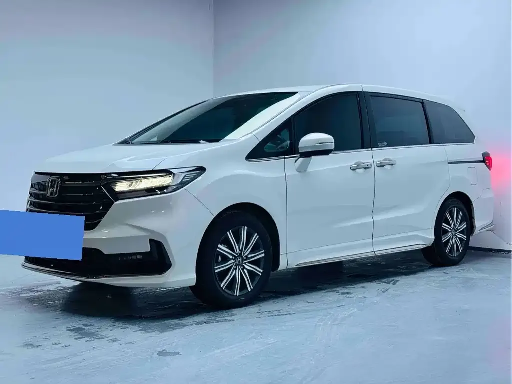 Honda Odyssey — фото 1
