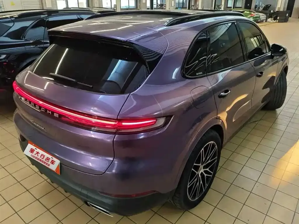 Porsche Cayenne Hybrid — фото 4