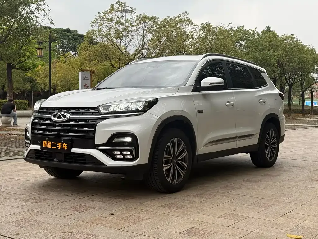 Chery Tiggo 8 — фото 1