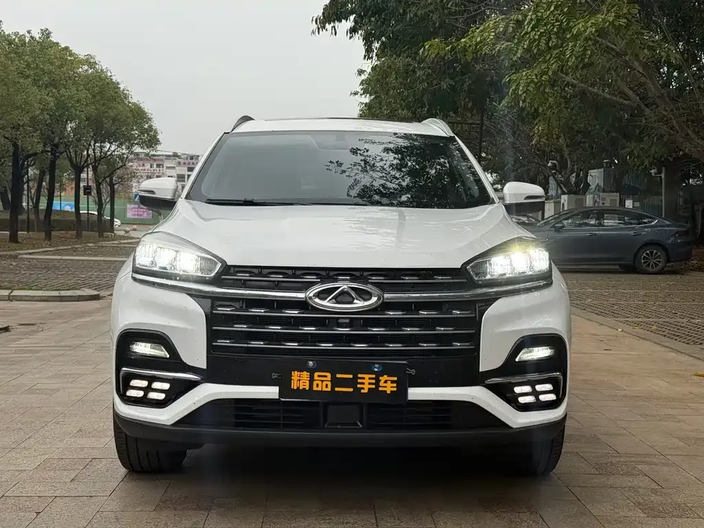 Chery Tiggo 8 — фото 8