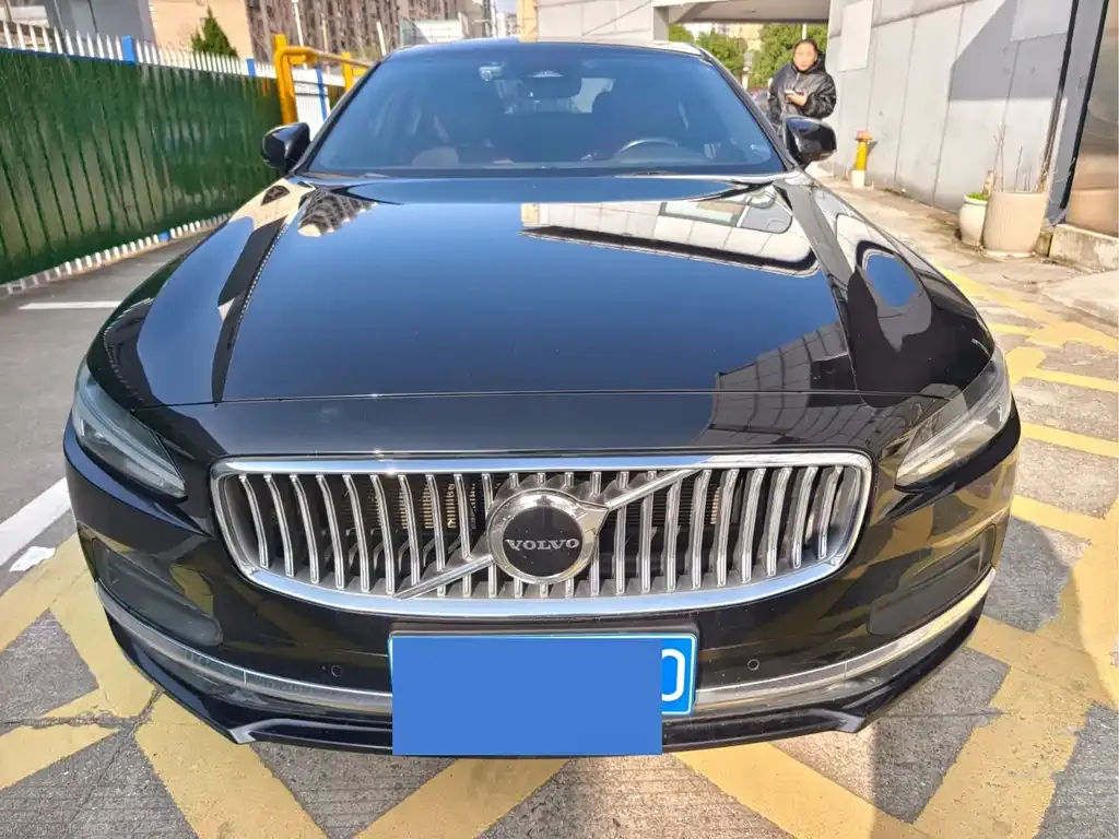Volvo S90 — фото 8