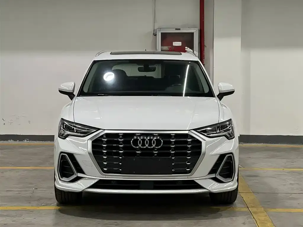 Audi Q3 — фото 5
