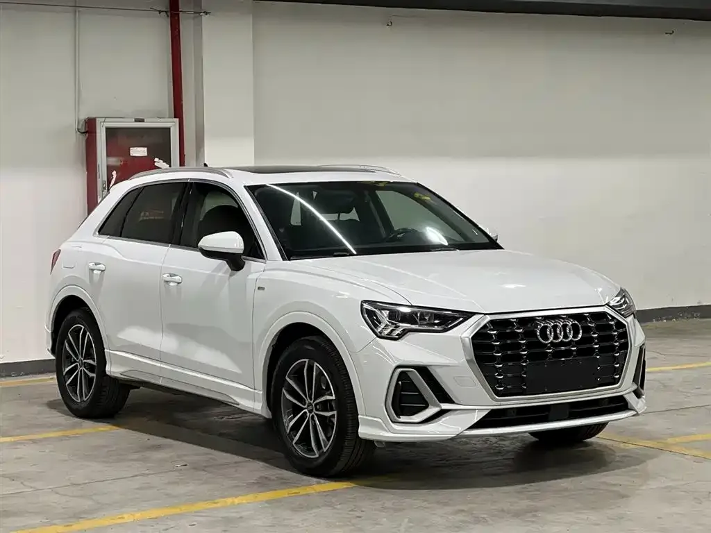 Audi Q3 — фото 3