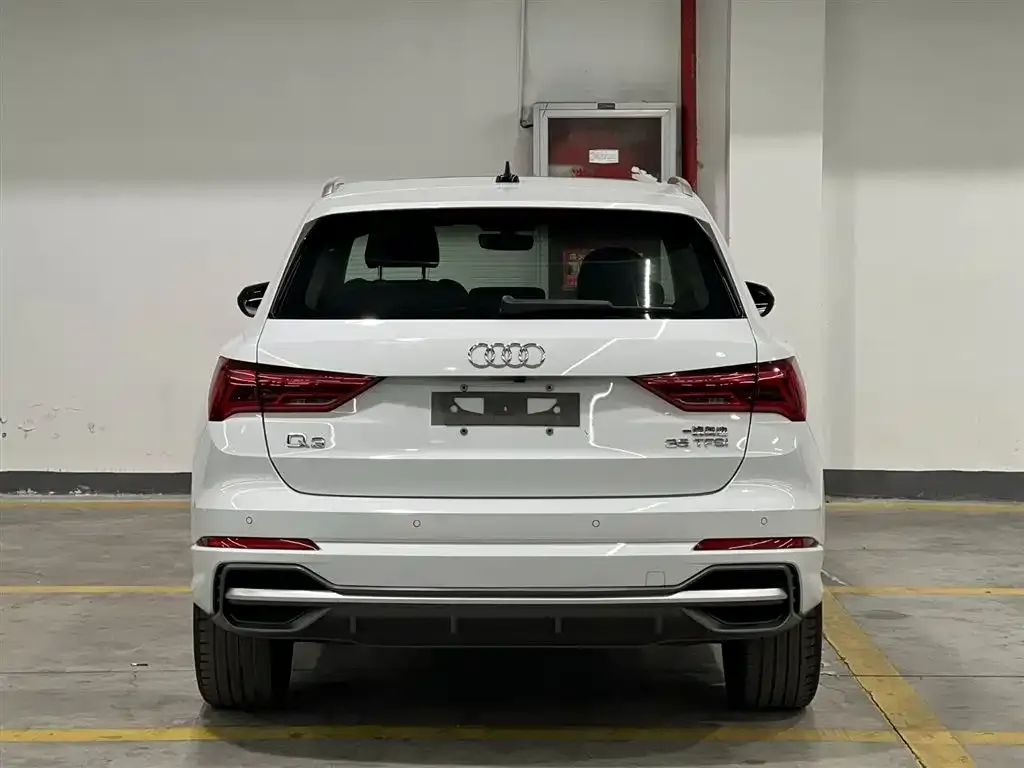 Audi Q3 — фото 4