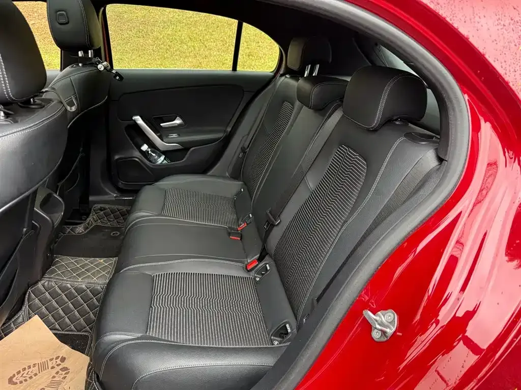 Mercedes-Benz A-Class (Import) — фото 2