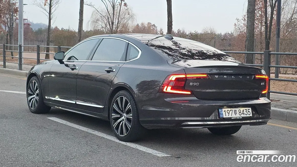 Volvo S90 — фото 6
