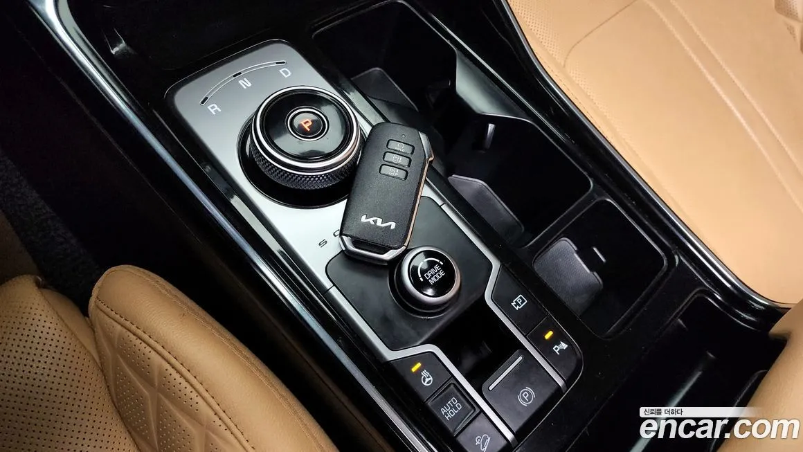 Kia Sorento — фото 4