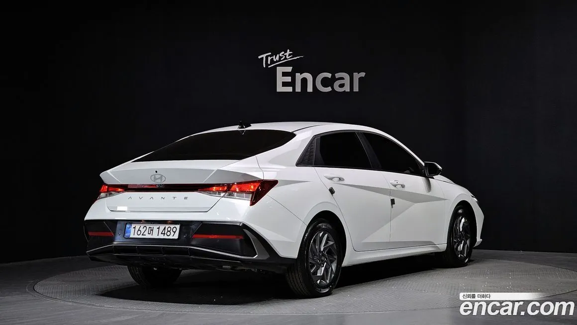 Hyundai AVANTE — фото 2