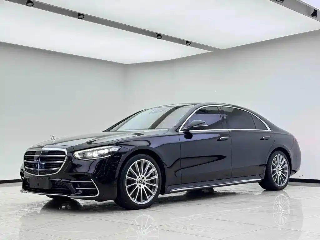 Mercedes-Benz S-Class — фото 1
