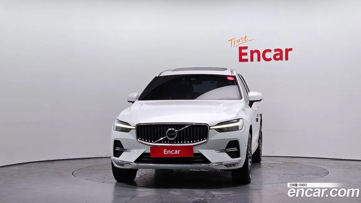 Volvo XC60 — фото 2