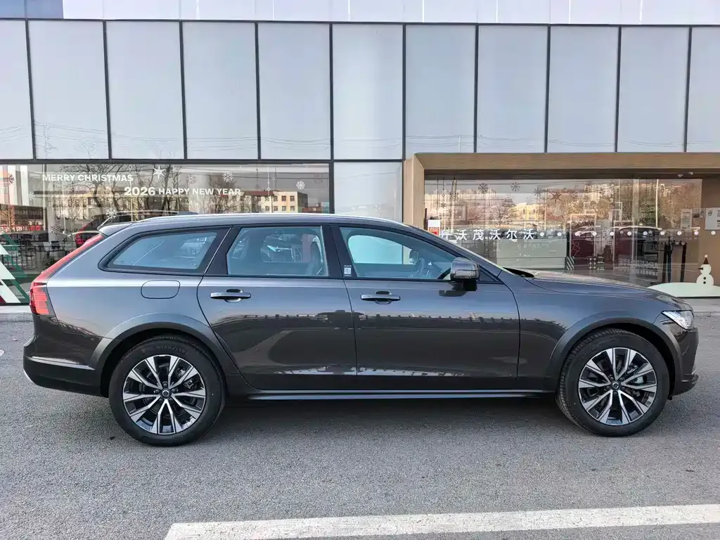 Volvo V90 — фото 3