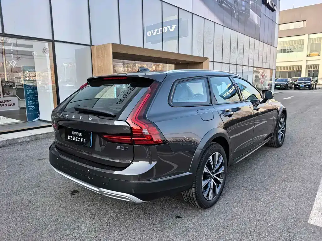 Volvo V90 — фото 6