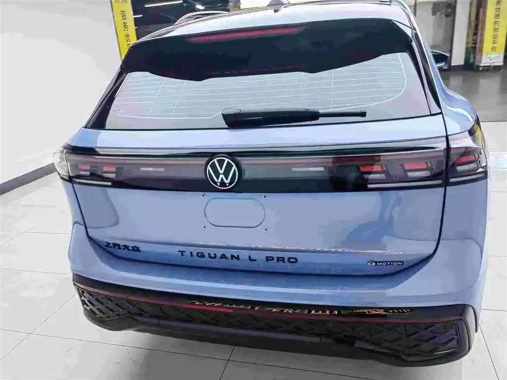 Volkswagen Tiguan L — фото 9