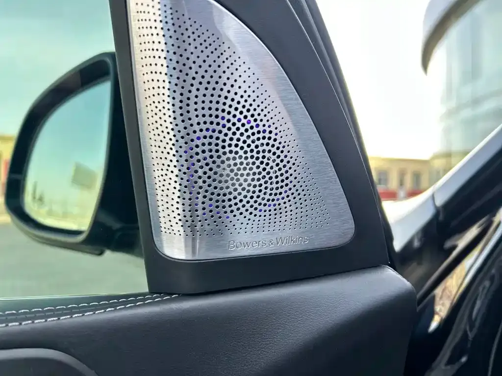 BMW X7 — фото 2