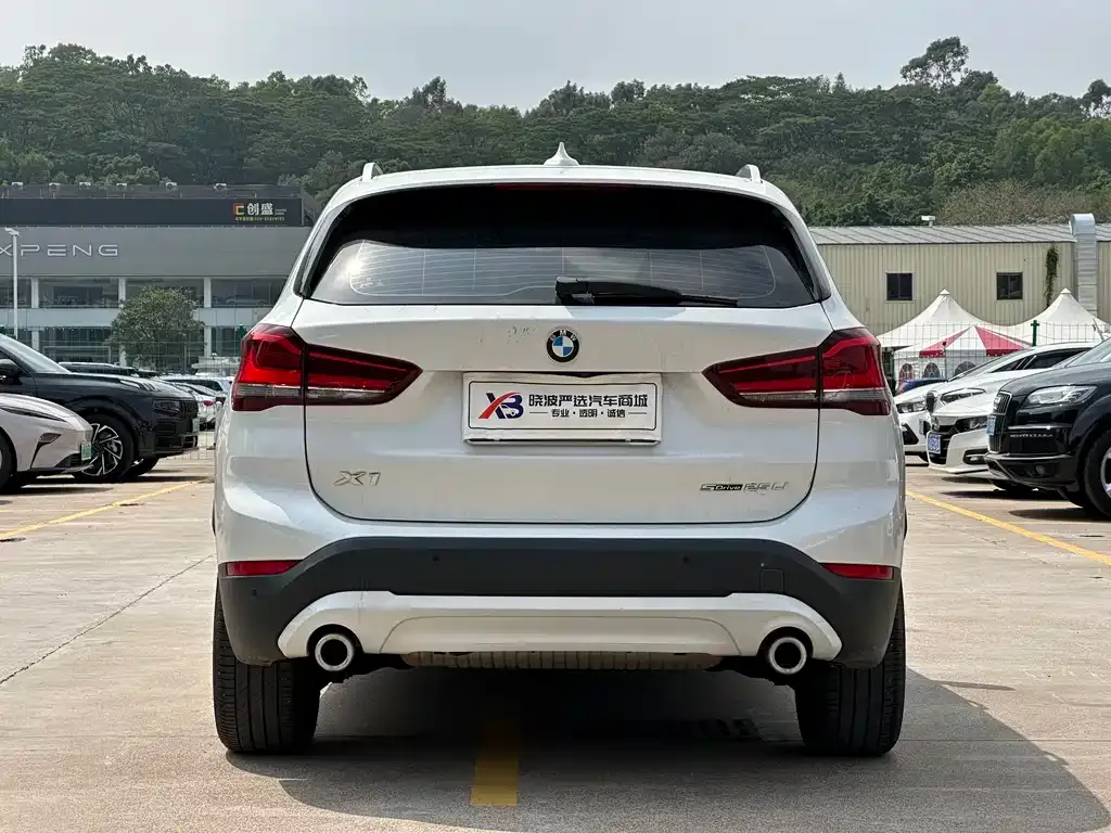 BMW X1 — фото 6