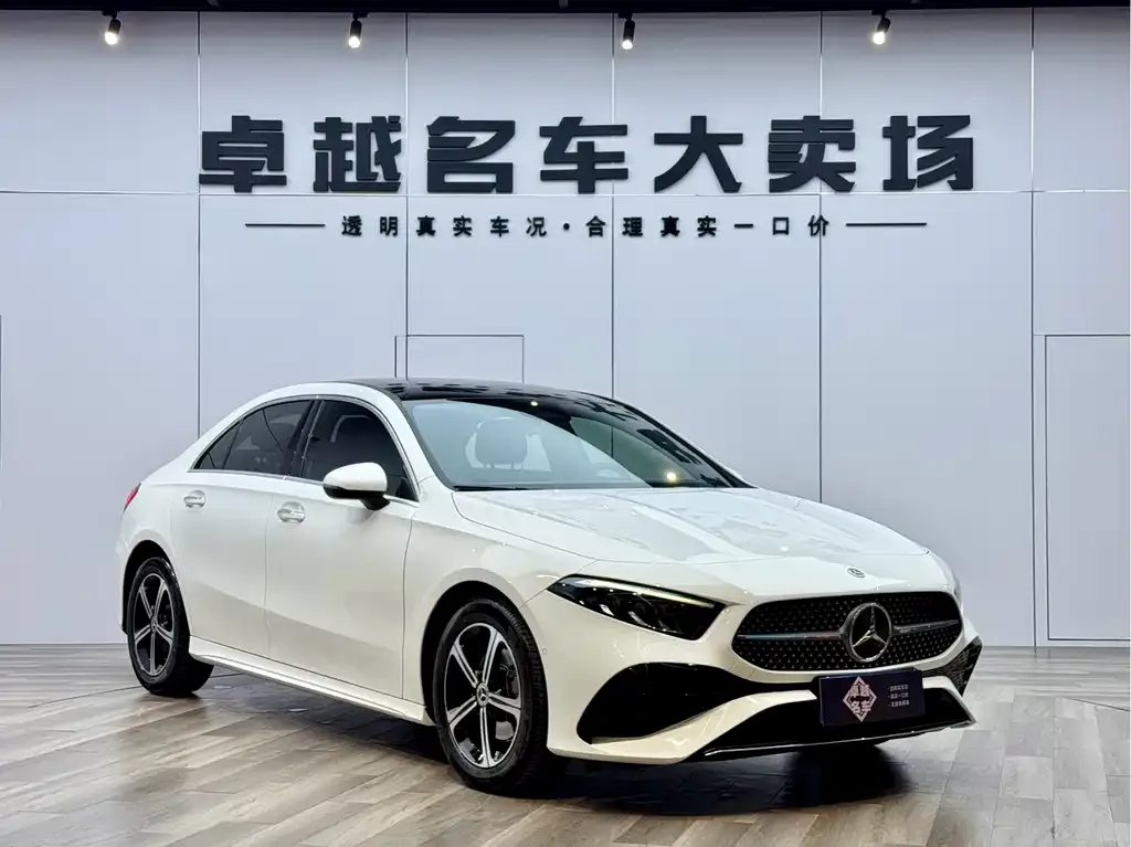 Mercedes-Benz A-Class — фото 1