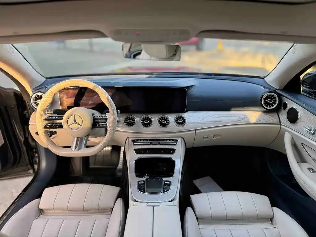 Mercedes-Benz E-Class (Import) — фото 9
