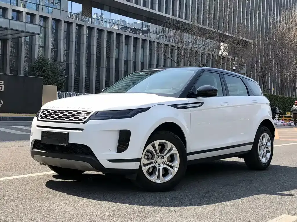 Land Rover Evoque — фото 1