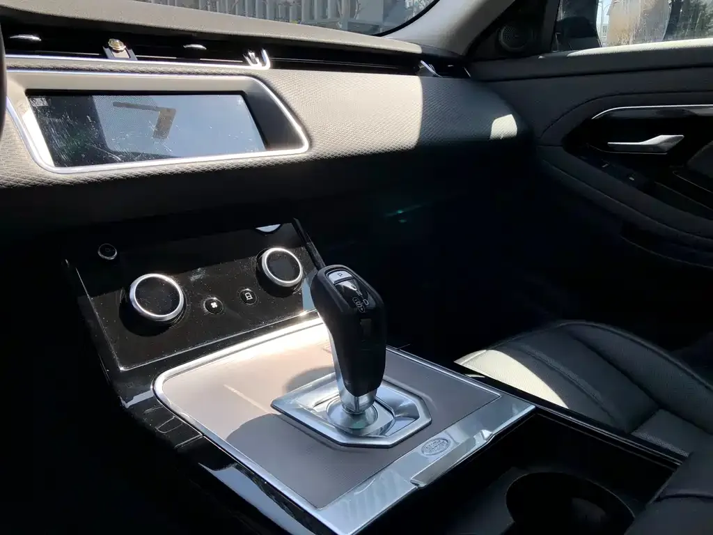 Land Rover Evoque — фото 3