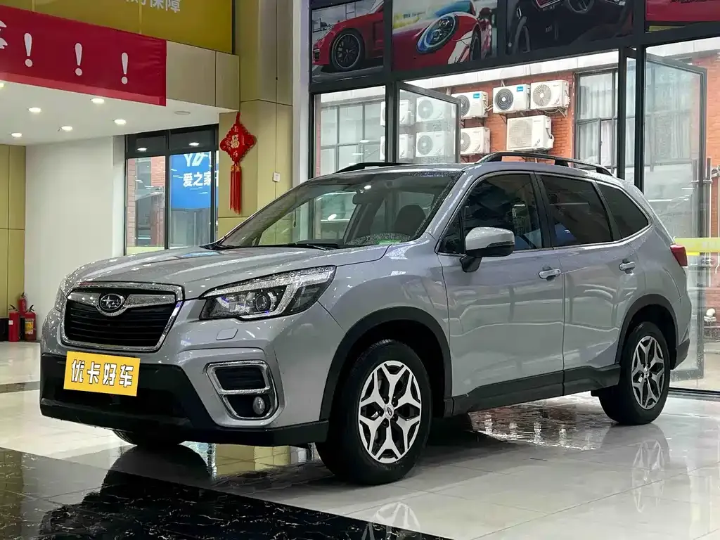 Subaru Forester — фото 1