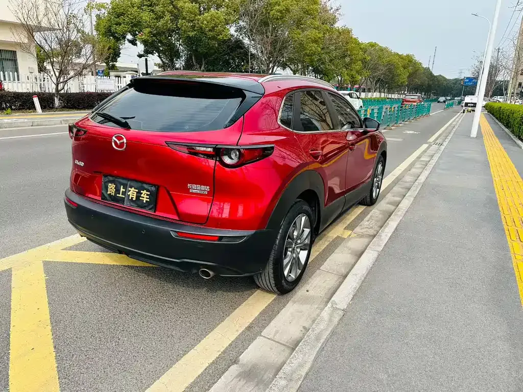 Mazda CX-30 — фото 4