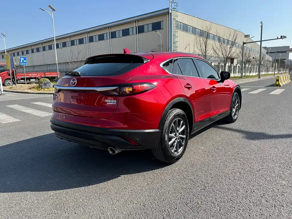 Mazda CX-4 — фото 9
