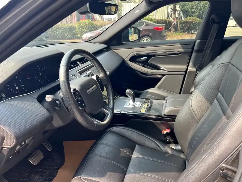 Land Rover Evoque — фото 4