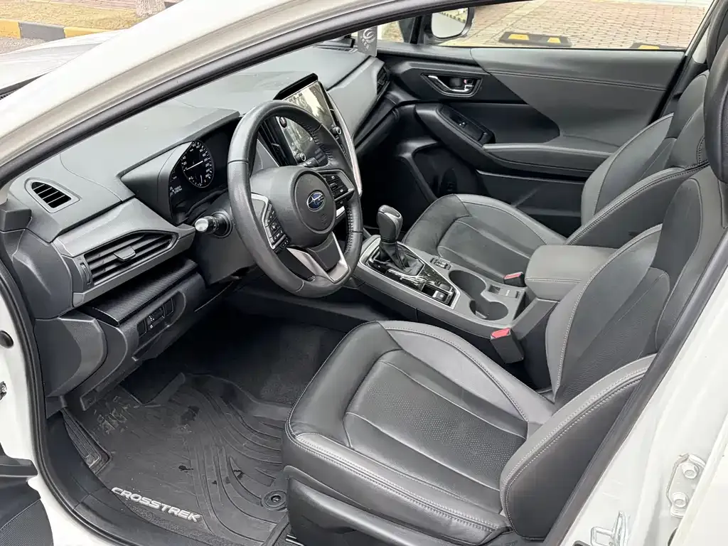 Subaru Crosstrek — фото 4