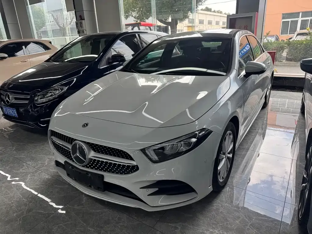 Mercedes-Benz A-Class — фото 1