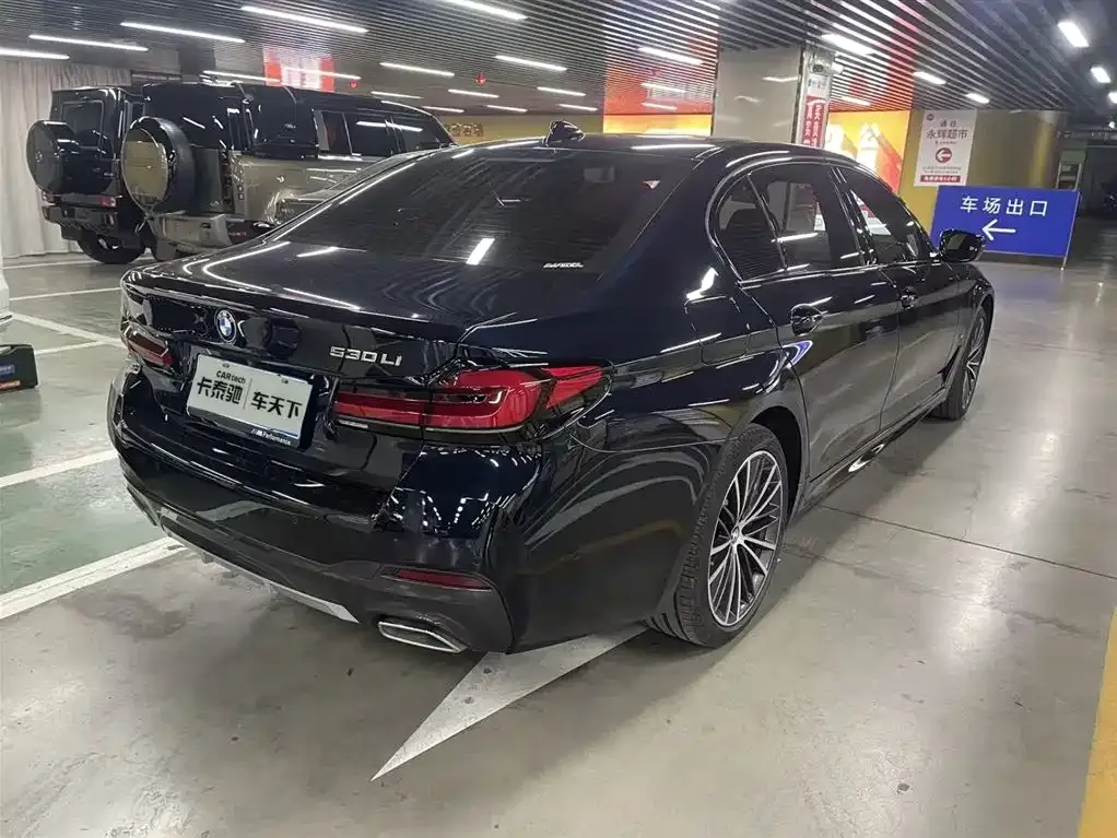 BMW 5 Series — фото 2