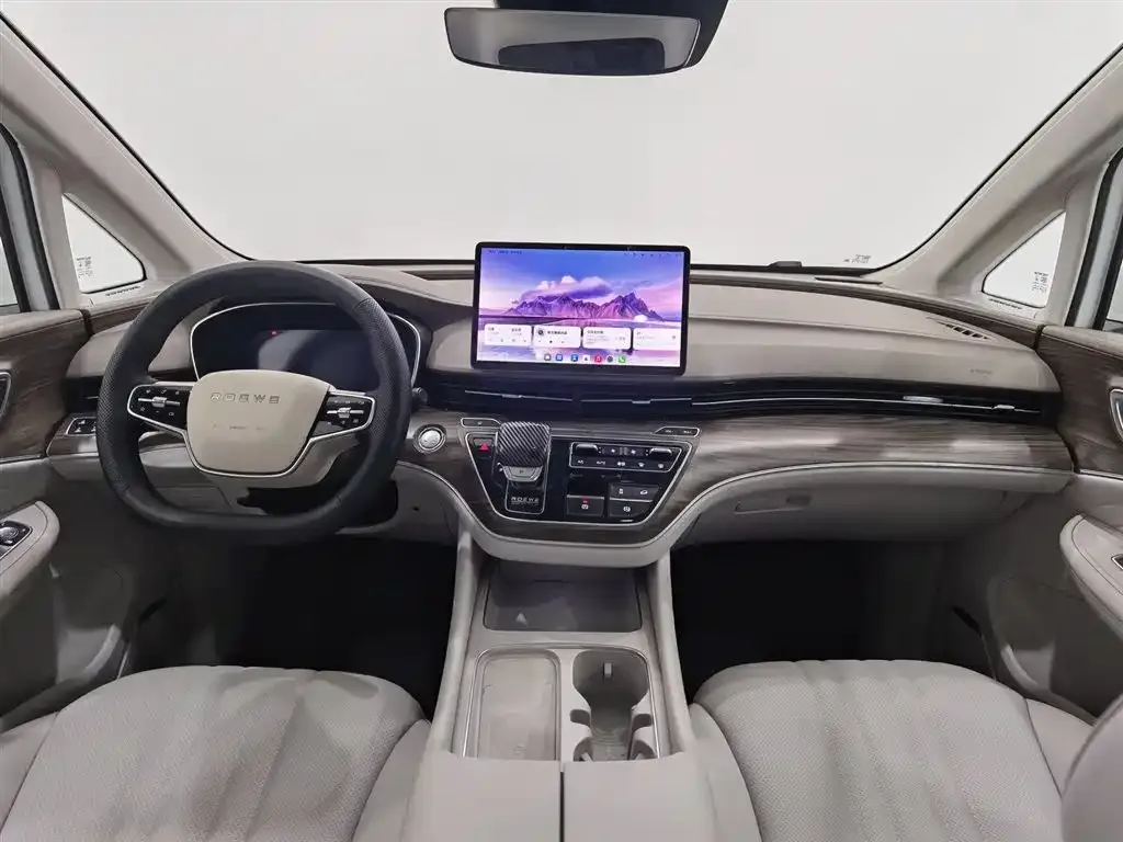Roewe iMAX8 New Energy — фото 7