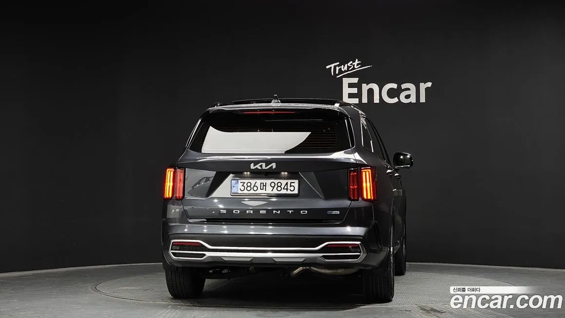 Kia Sorento — фото 3