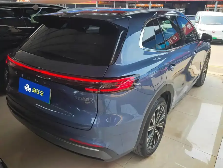 Geely 银河星舰7 — фото 4