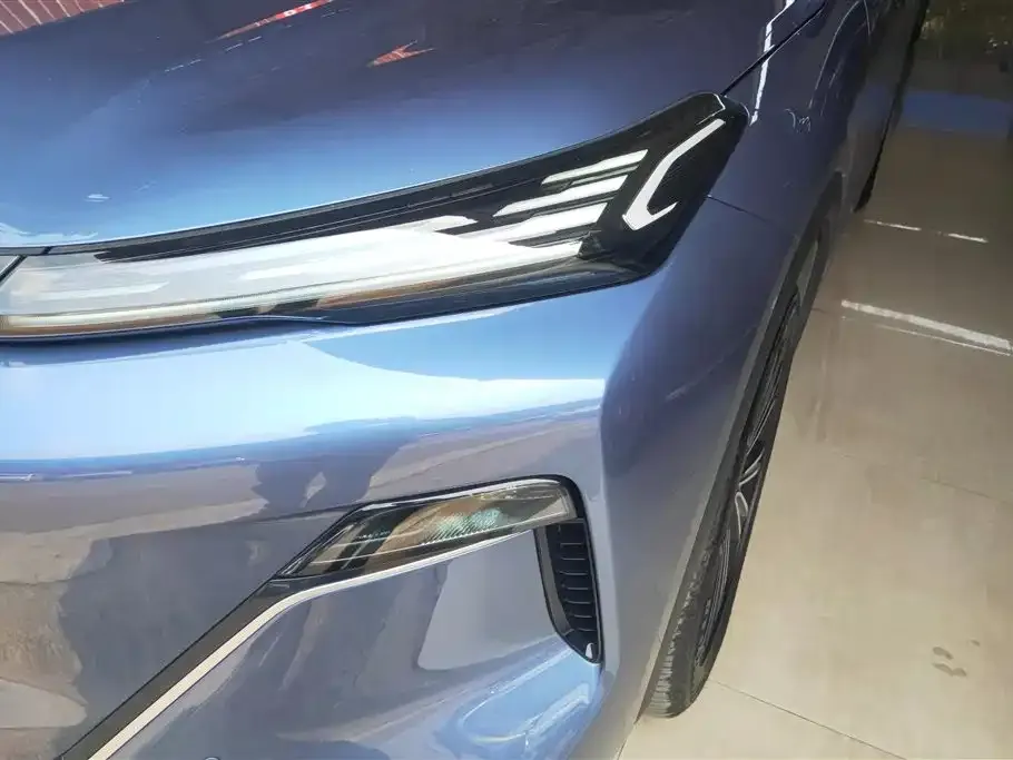 Geely 银河星舰7 — фото 7